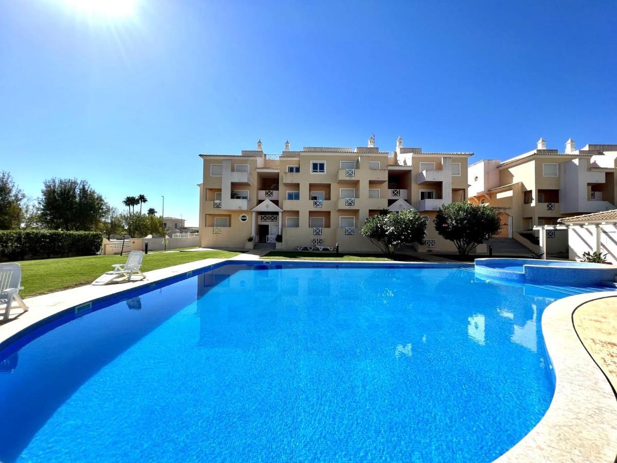 Albufeira Valley 1 With Pool By Homing Luaran gambar